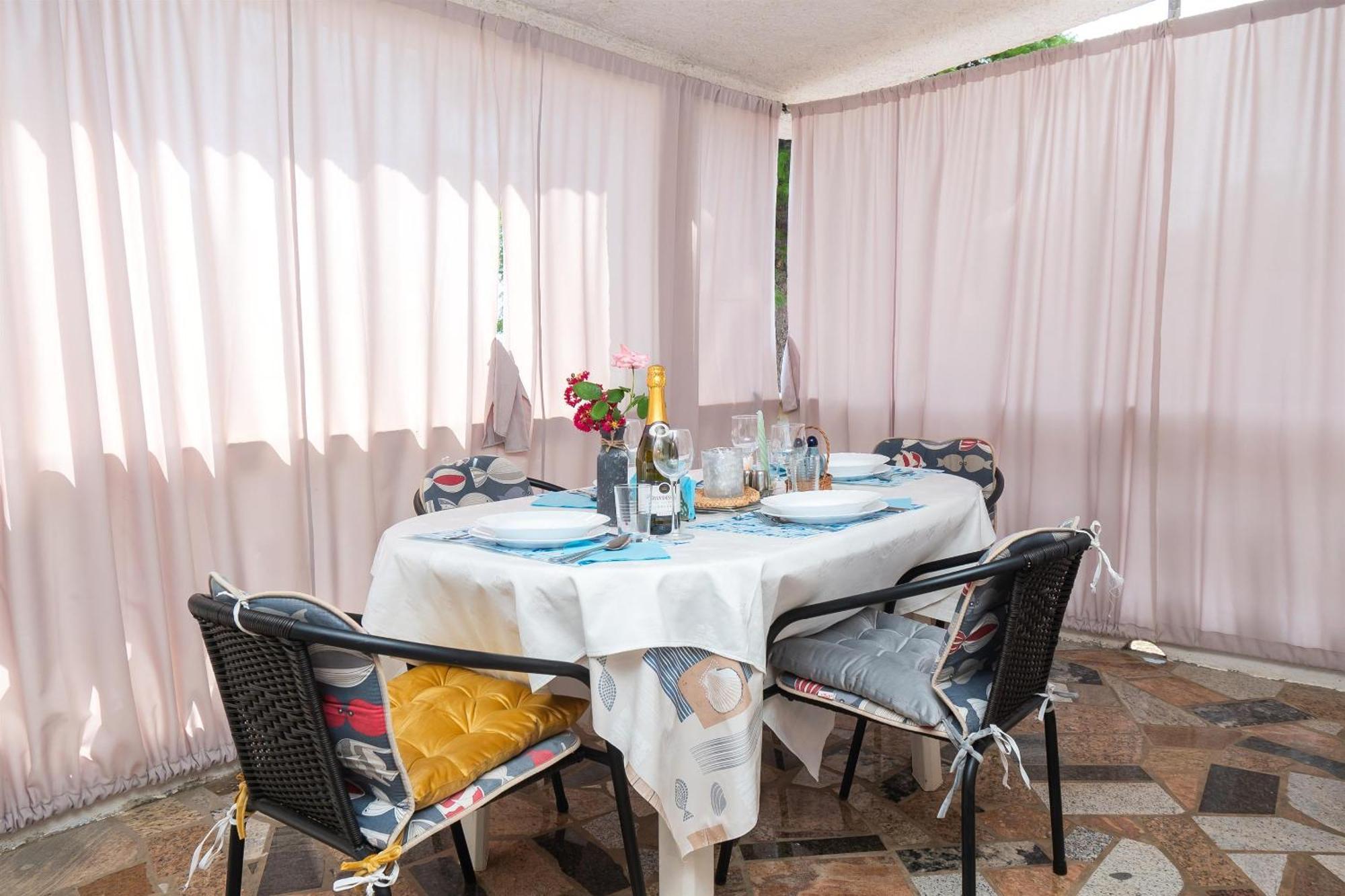 Apartments Stefani Vir Luaran gambar
