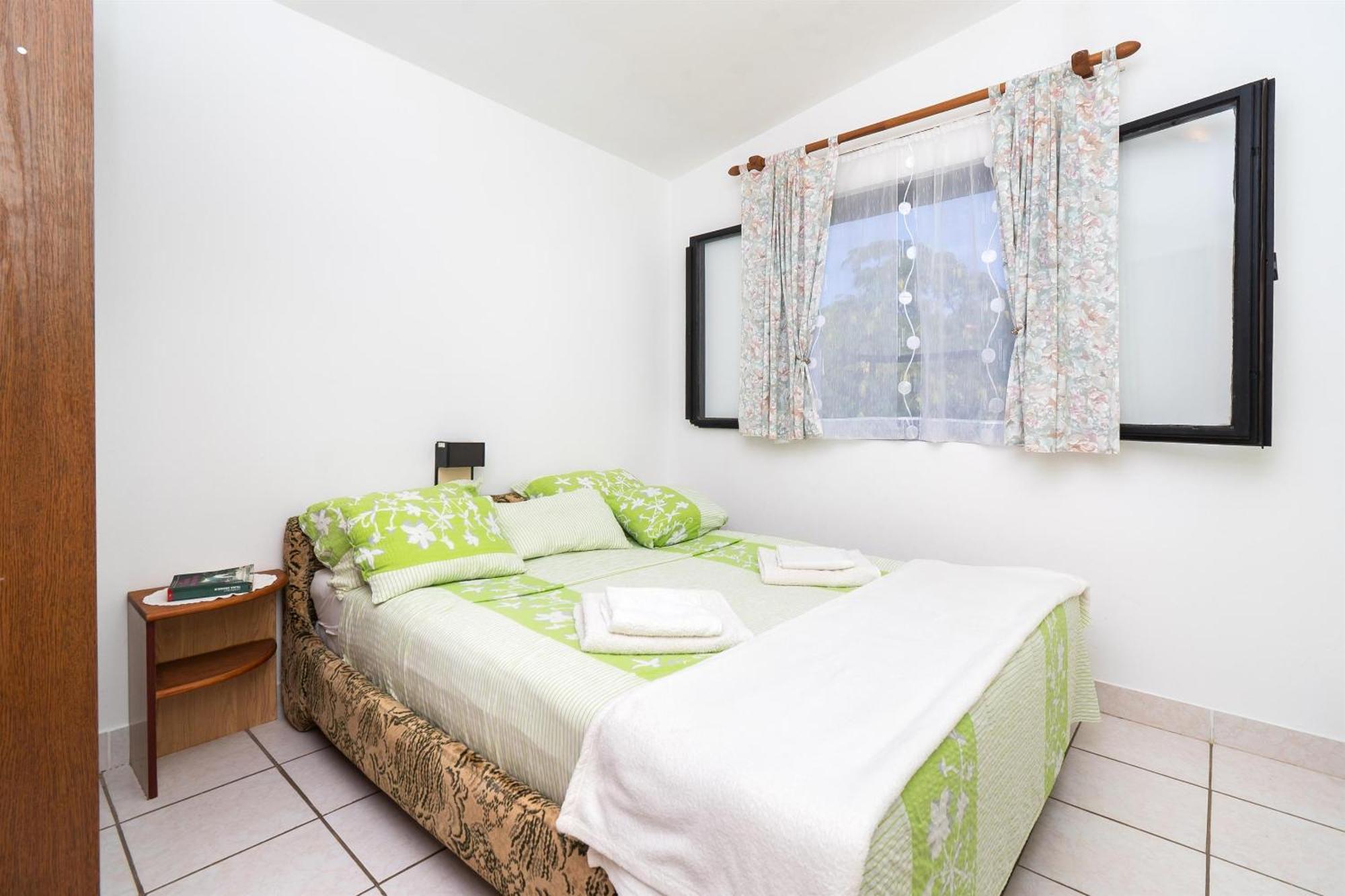 Apartments Stefani Vir Luaran gambar