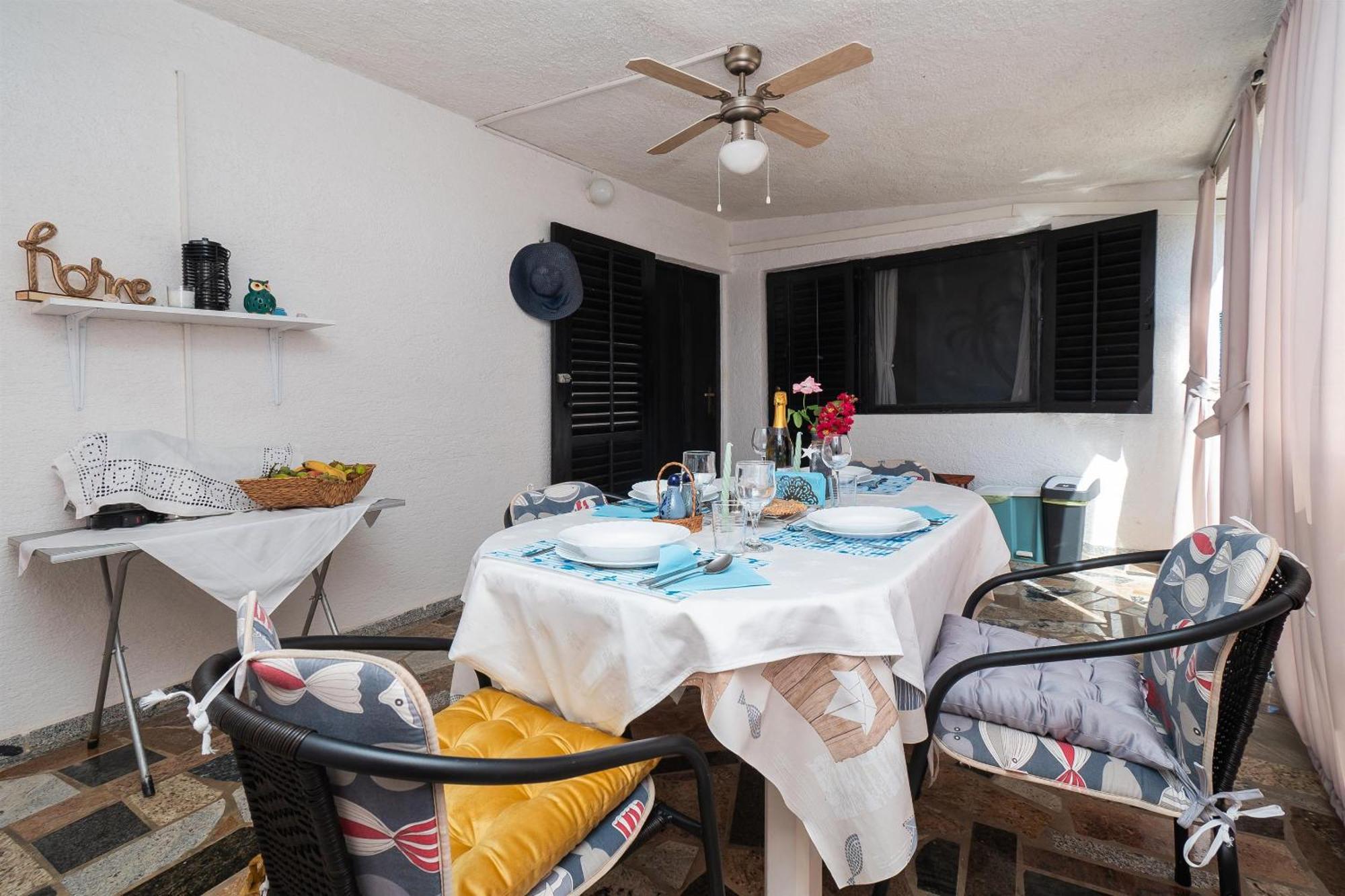 Apartments Stefani Vir Luaran gambar